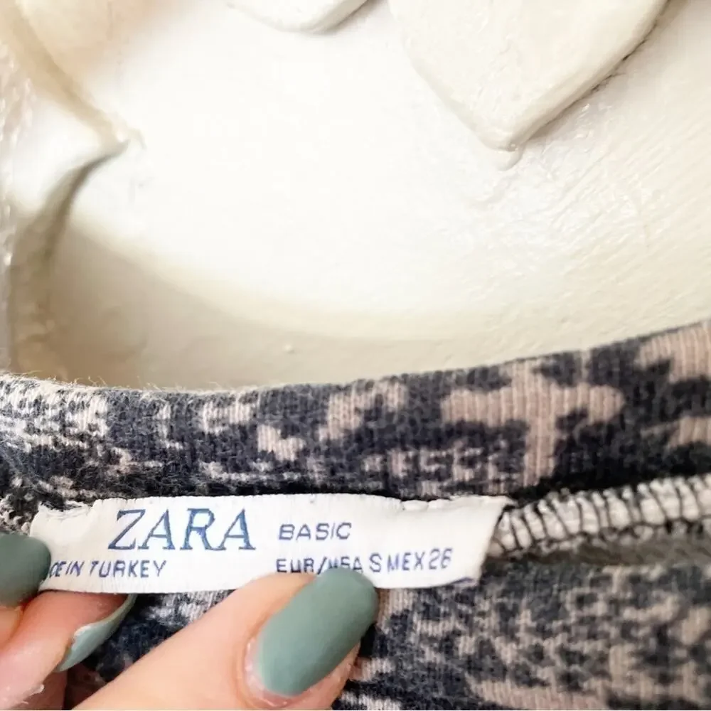 Zara Gray Snakeskin Print Long Sleeve Cotton Blend Cropped Sweatshirt Size S